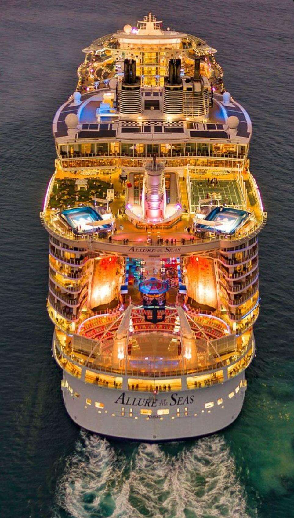 Allure of the Seas (Groove Cruise 2025)